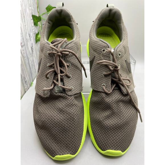 Nike Men’s Grey & Lime Green Roshe Run Athletic Shoes 9.5 - Picture 3 of 6